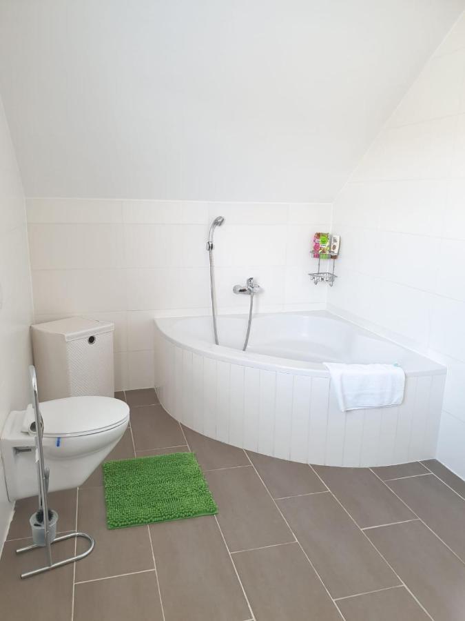 Bogi'S Ferienhaus - Pension Laakirchen Extérieur photo